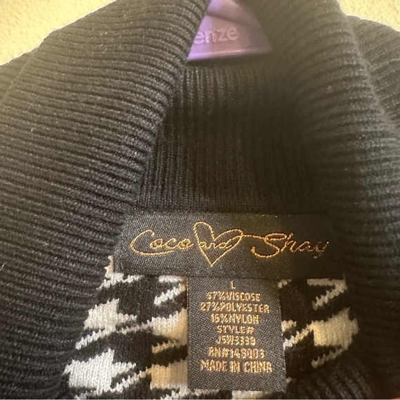 Coco and shay houndstooth sweater - Picture 3 of 7